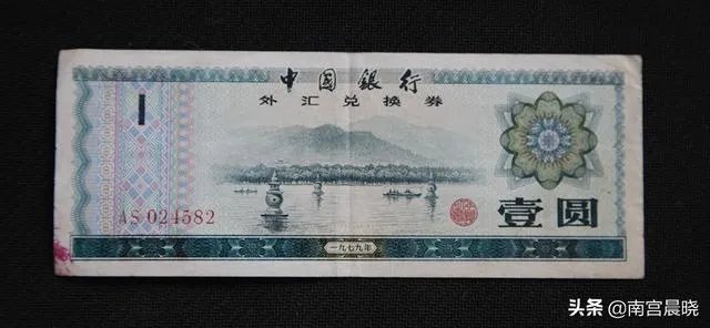 三潭印月有什么特色？