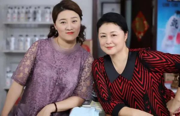 宋小宝悼念于月仙，他们之间的关系如何？