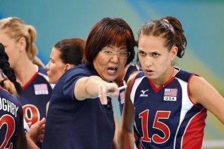 郎平为什么到美国执教？