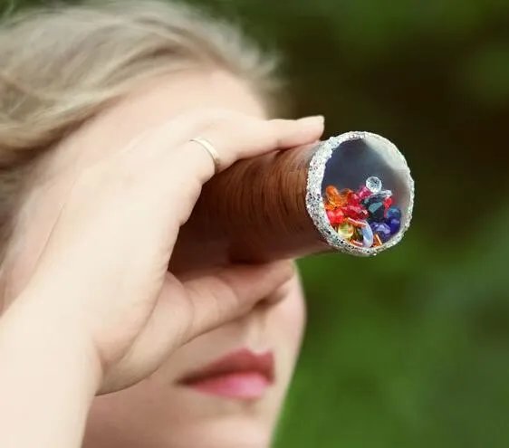 万花筒图片 手工制作万花筒过程