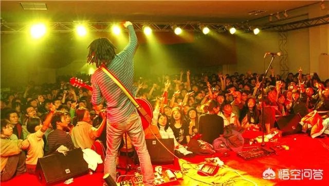 《成都》的小酒馆有什么历史吗？