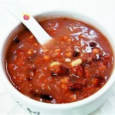 脖子里长疙瘩是怎么回事