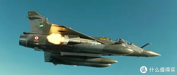 值影片单｜从一战到现代，十部经典空战电影，第一名当然是……