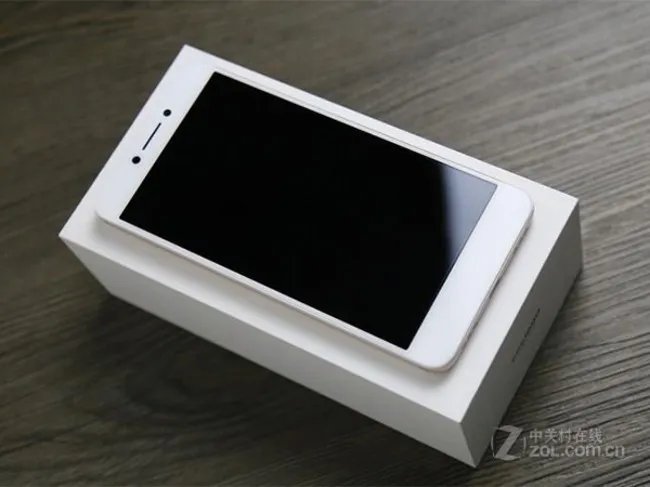 酷派 酷玩6 手机 耀动黑 6GB+64GB机身内存大 京东售价1499元 （有赠品）