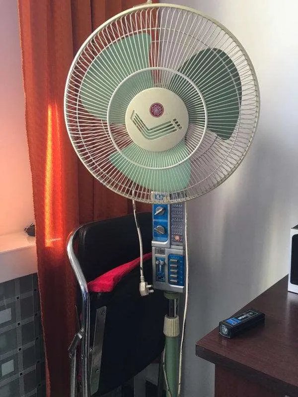 落地扇电风扇怎么组装