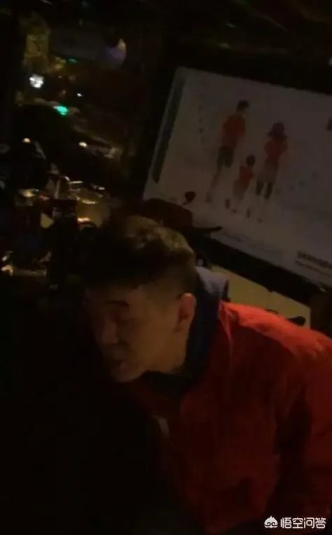 贝拉拉是谁，最近为什么这么火？听说他在工体被打了？