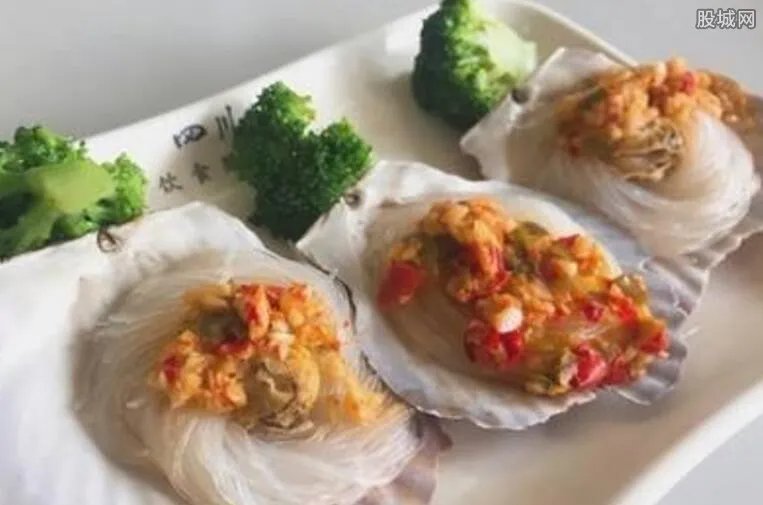 高校食堂推出2元烤扇贝 满足学生舌尖上的需求