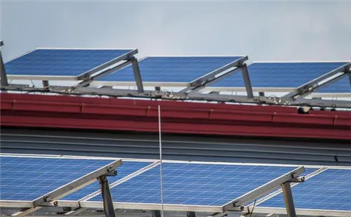 在房顶安装太阳能发电板对房顶影响有哪些
