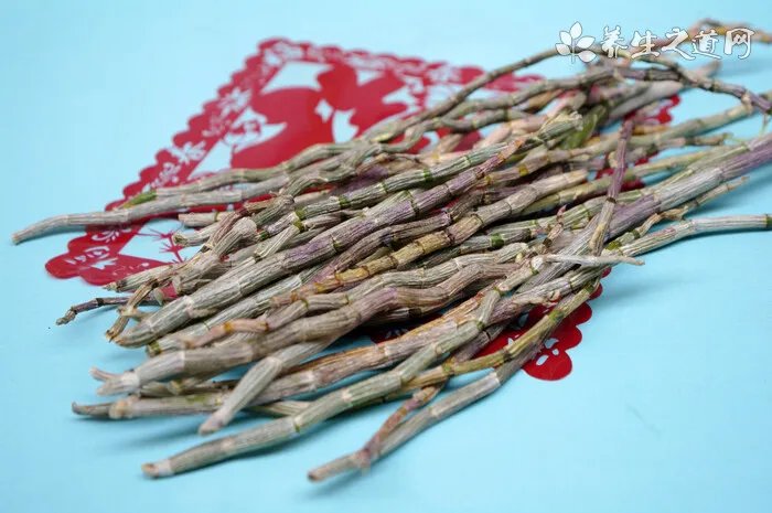 黑加仑有什么功效 吃黑加仑的好处