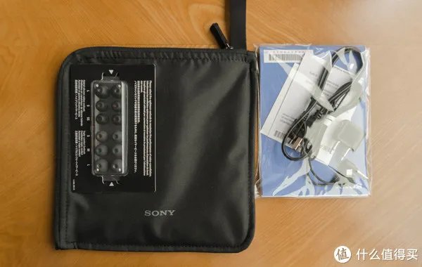 一步到位不后悔：SONY 索尼 WI-1000X无线蓝牙降噪耳机测评