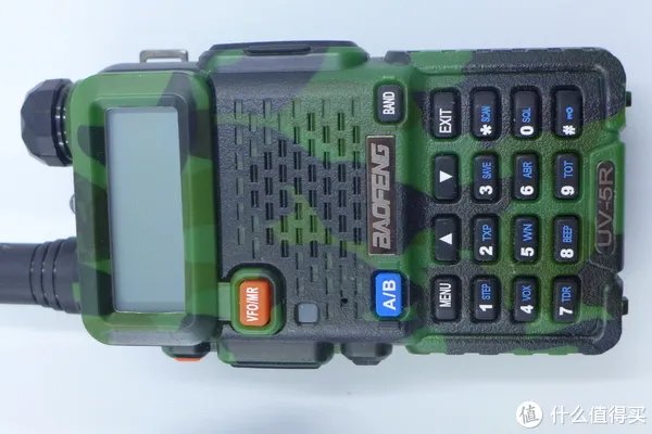 百元价位民用经典—宝峰 UV-5R 对讲机开箱