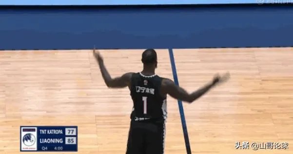 史蒂芬森辽宁队首秀砍31+7+8帮助球队取胜，如何评价他本场比赛表现？
