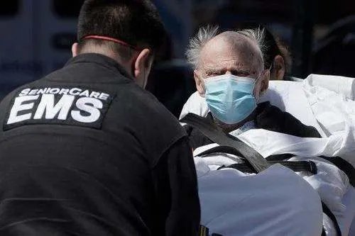 美国新冠确诊超491万例，治愈有多少例？