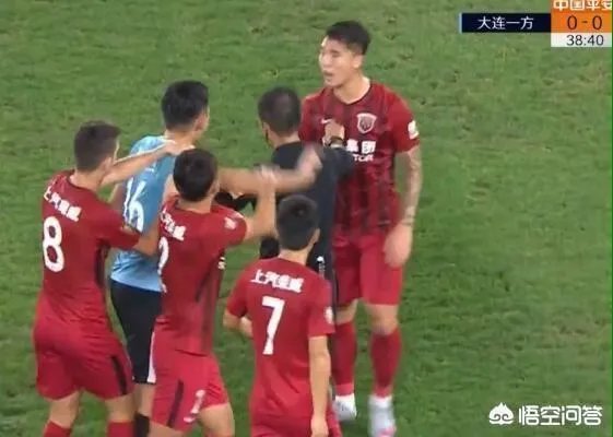 一方与上港一战，秦升与石柯发生冲突，石柯飙国骂，秦升使出英文对骂，你怎么看？