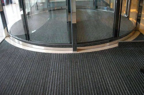 常见的除尘地毯材质及品牌有哪些