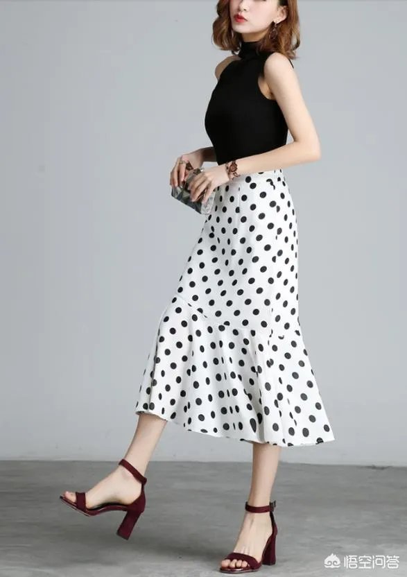 复古的波点裙怎么搭配才好看？