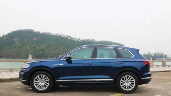 大众进口途锐新款性能怎么样？目前什么价位？