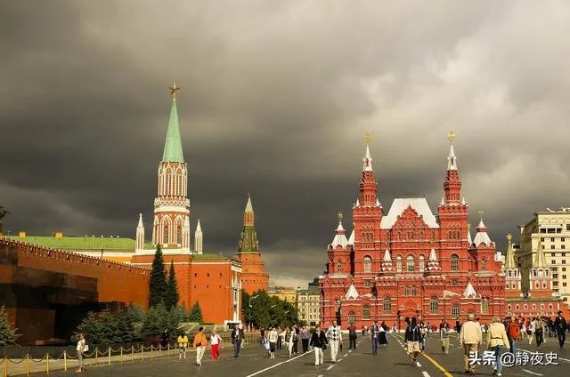 俄罗斯会崩溃吗?最近增长很快啊,直逼西班牙?