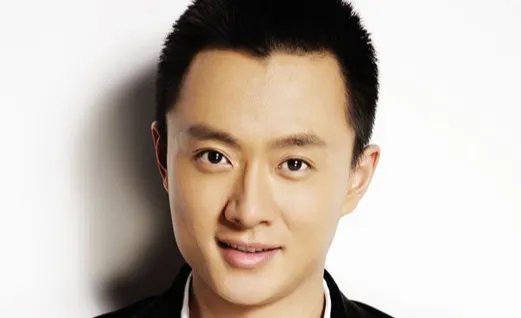 娄成就的的扮演者是谁?