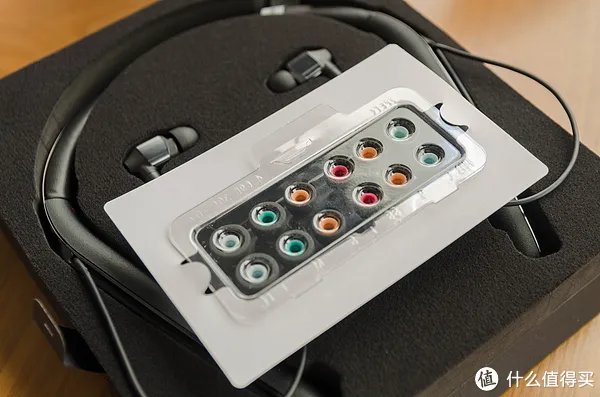 一步到位不后悔：SONY 索尼 WI-1000X无线蓝牙降噪耳机测评