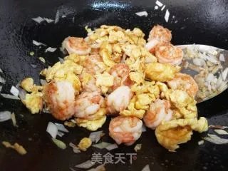 虾仁炒鸡蛋