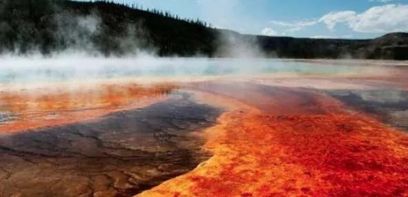 世界上最大的超级火山，黄石公园超级火山