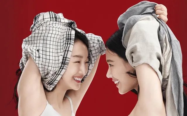 周冬雨探班马思纯，你怎么看？