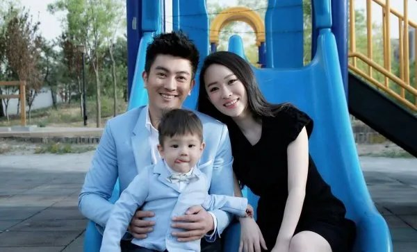 怎么看待杜江霍思燕的爱？