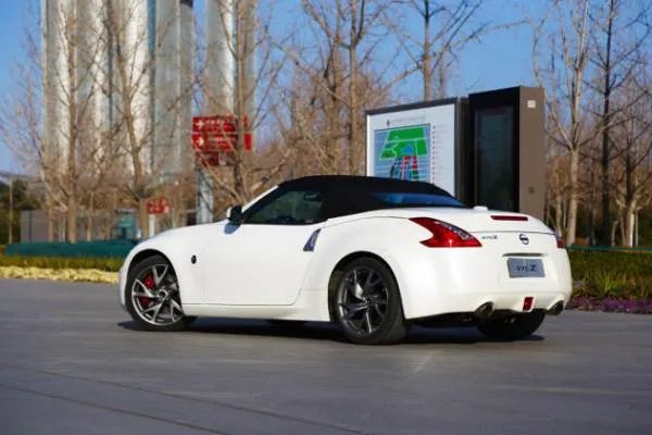 日产370Z怎么样？值得买吗？