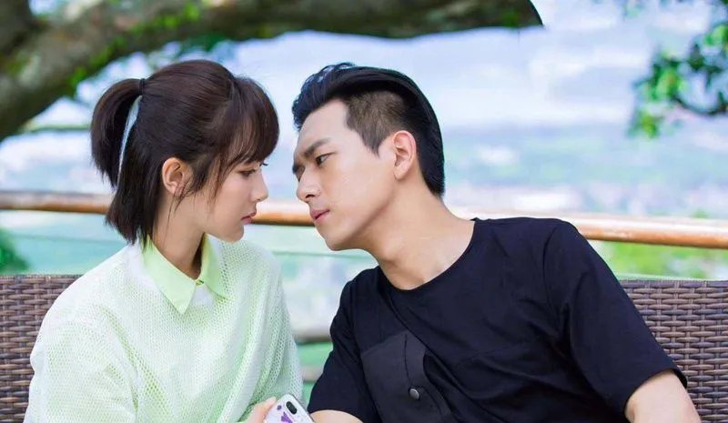 笑翻！史上最尬的穿帮镜头都有哪些？