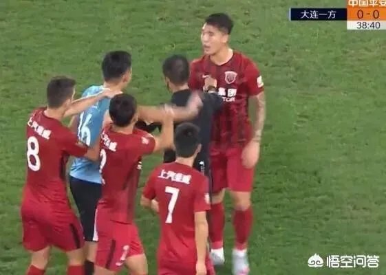 一方与上港一战，秦升与石柯发生冲突，石柯飙国骂，秦升使出英文对骂，你怎么看？