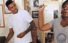 董明珠怒摔格力手机，是否就能证明手机质量好？