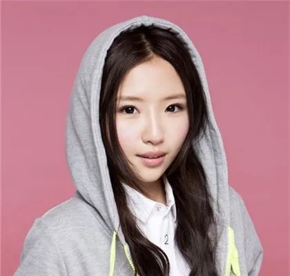 刘美麟录楼道版《因为爱情》 其落选女主走红网络