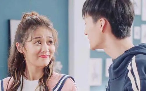 万籽麟和屈楚萧在一起过吗？