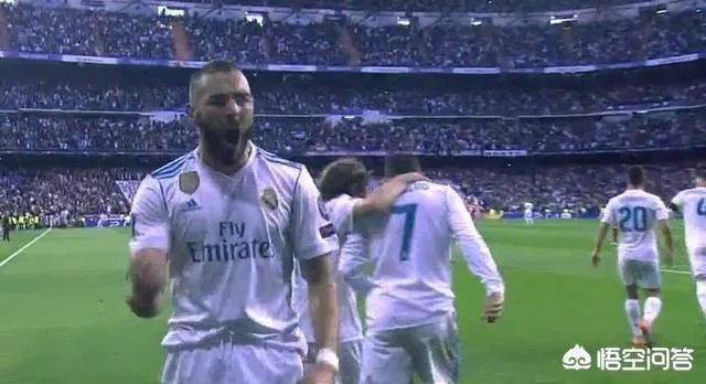 再次被皇马淘汰无缘欧冠决赛，拜仁的问题出在哪里？