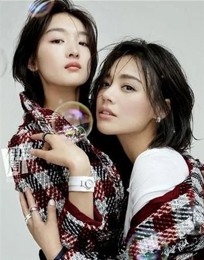 周冬雨探班马思纯，你怎么看？