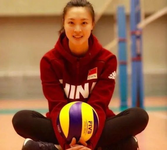 排球女王惠若琪和丈夫之间在身高上有什么样的差距？