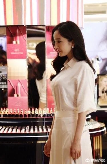 杨幂为什么不喜欢爱的供养