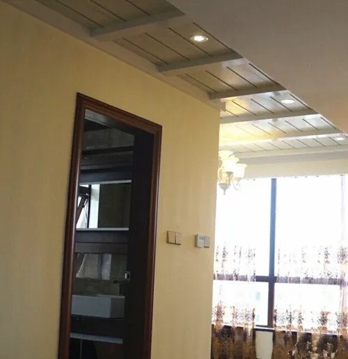 门厅吊顶装修效果图 入户门厅吊顶装修让你看傻眼