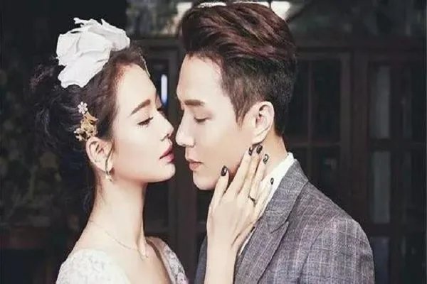 李承铉直拍戚薇坐过山车，戚薇对李承铉有没有不满？