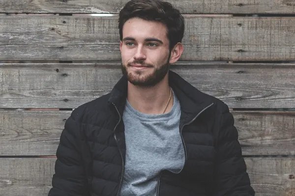 水瓶座男生的性格怎样