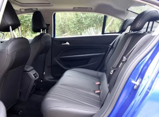 标致408怎么样？值得买吗？