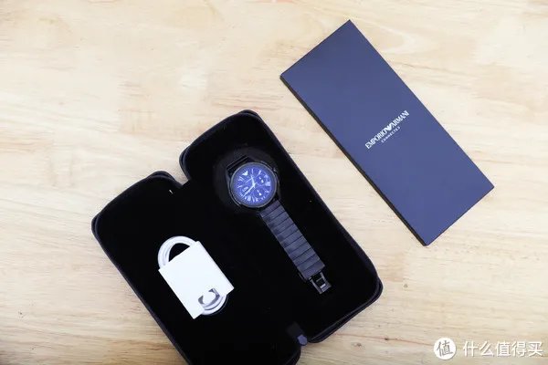 阿玛尼手表怎么样