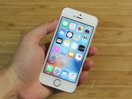 张家界尚智通讯苹果5SE分期付款售2680元