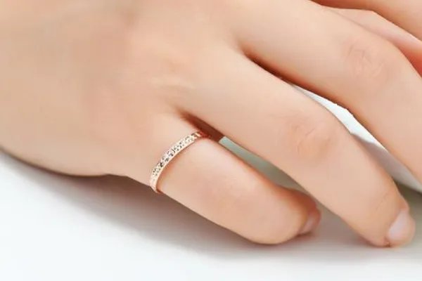 尾戒是什么意思?