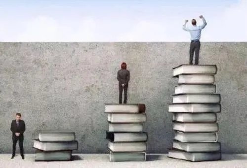 00后大学生发明宿舍关灯神器，此项发明有何优势？