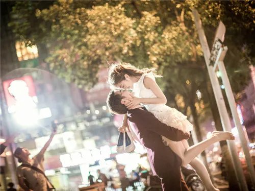 婚纱照选片加钱怎么处理 选照片有哪些注意事项