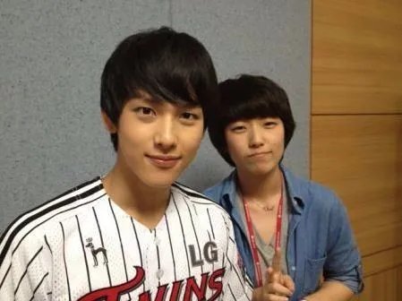 面对服兵役任时完是怎么说的？