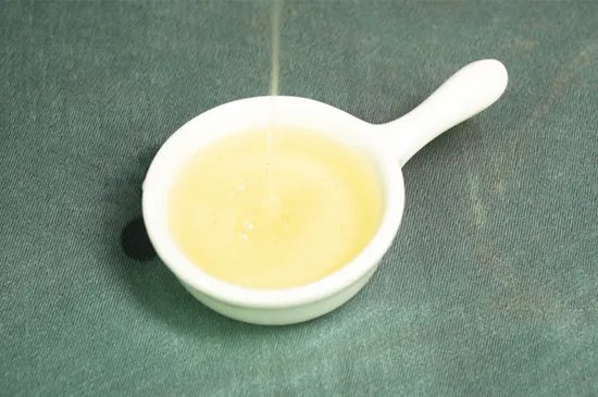 色拉油是什么油