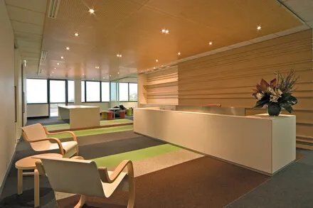 武汉写字楼怎么装修？写字楼前台装修重点